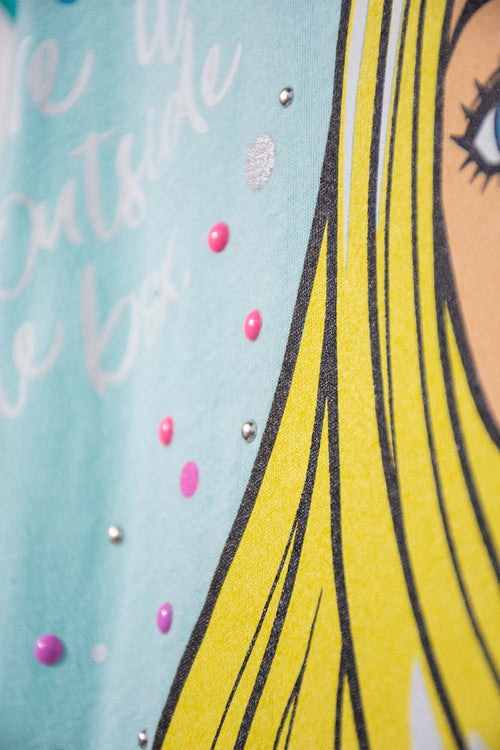 CAMISETA DE BARBIE CON BOLERO EN MANGA AZUL PARA NIÑA