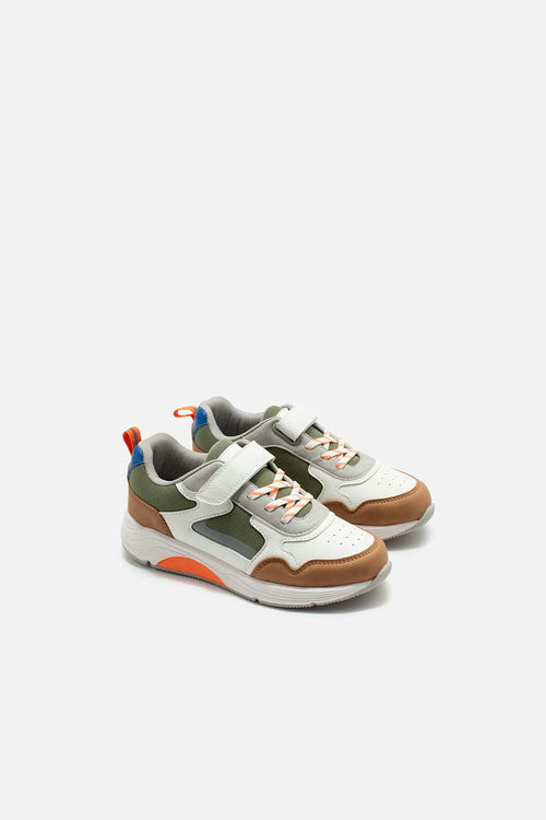 MULTI-COLOURED TRAINERS FOR BOYS