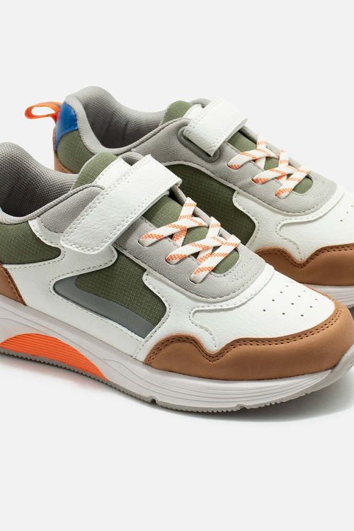 MULTI-COLOURED TRAINERS FOR BOYS