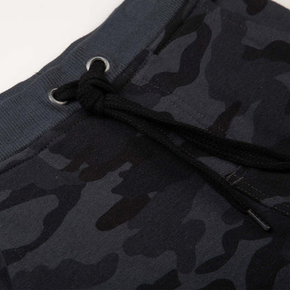 JOGGER LITTLEMIC ESTAMPADO GRIS PARA NIÑO DE 2T A 5 T