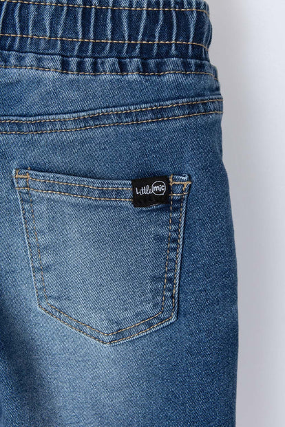 BERMUDA LITTLEMIC EN DENIM TONO MEDIO CON ELÁSTICO EN CINTURA PARA NIÑO 2T A 5T