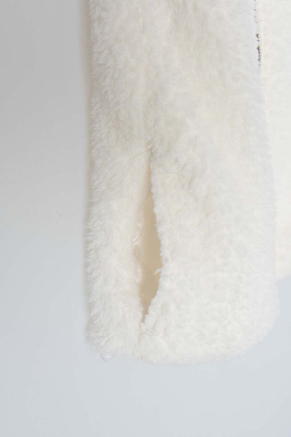 CHALECO MIC MARFIL TEXTURA AFELPADA PARA NIÑA
