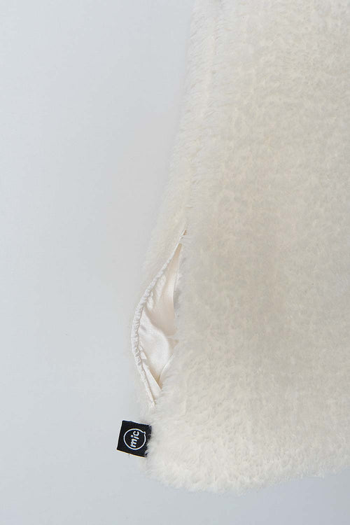 CHALECO MIC MARFIL TEXTURA AFELPADA PARA NIÑA