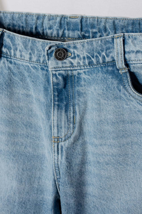 BLUE JEAN WITH POCKETS FOR BOY